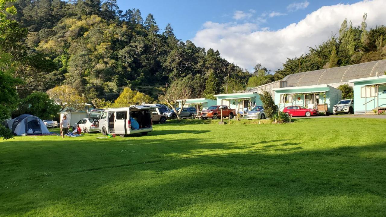 Dickson Holiday Park Thames Extérieur photo