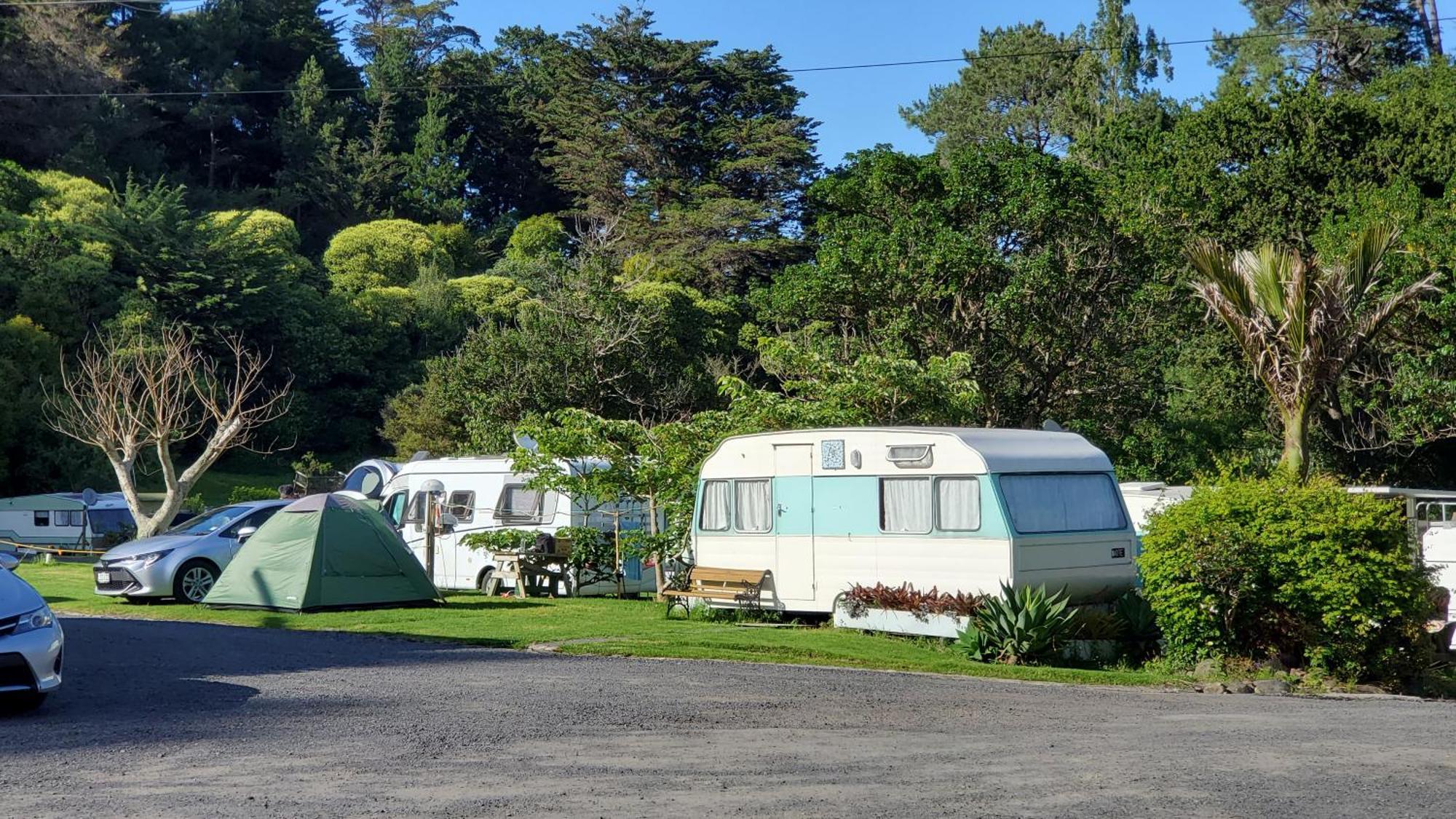 Dickson Holiday Park Thames Extérieur photo