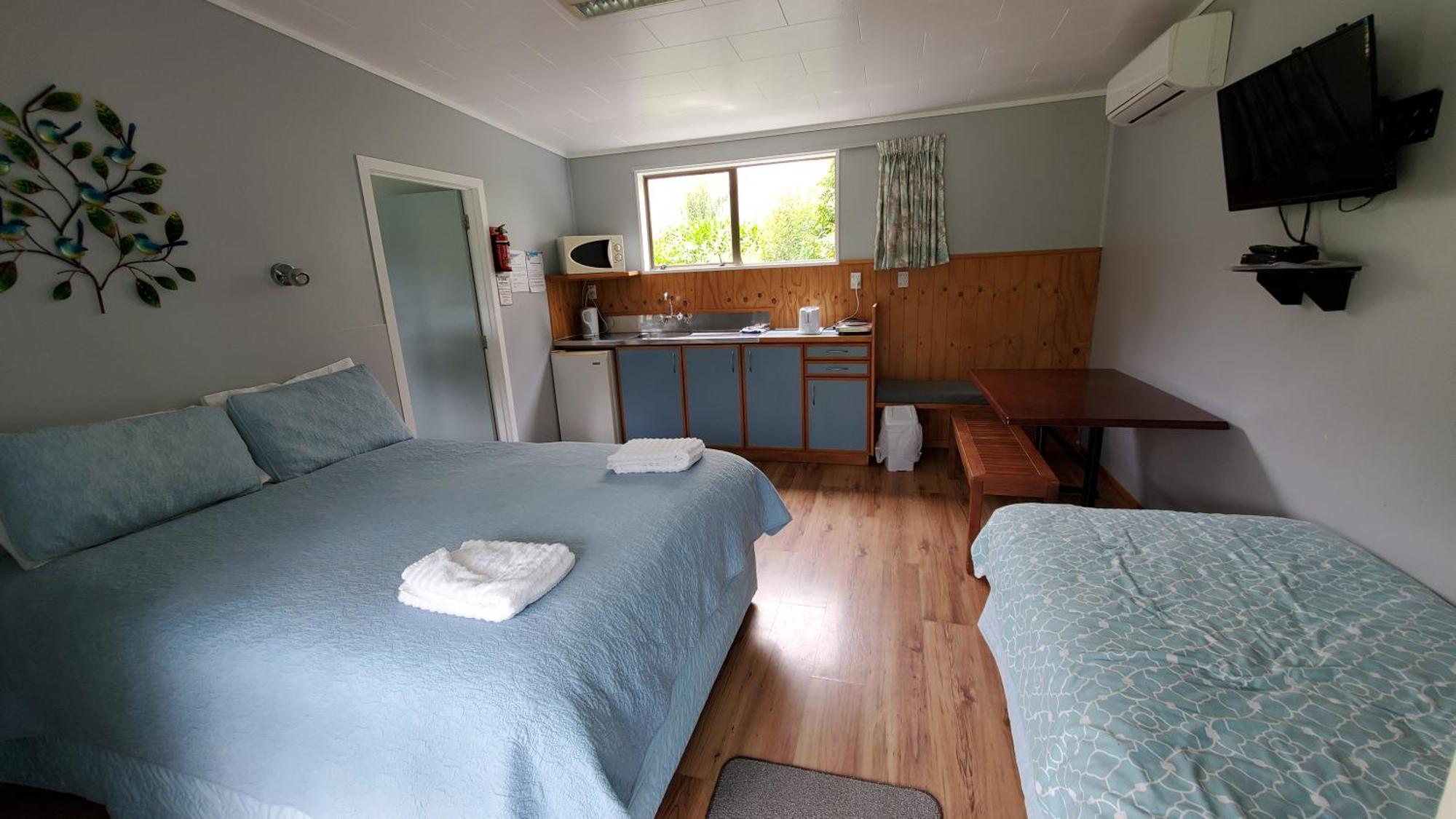 Dickson Holiday Park Thames Extérieur photo